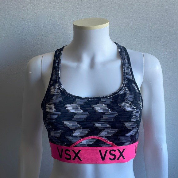 Victoria’s Secret Sports Bra Medium - Picture 1 of 5